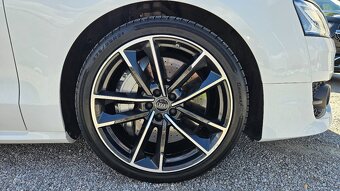 Audi S8 plus 4.0 TFSI V8 quattro tiptronic 445kW odpočet DPH - 7
