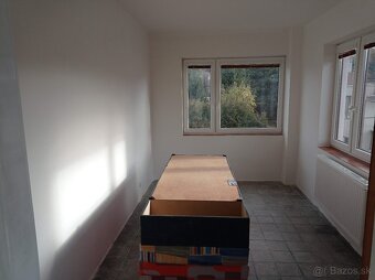 Prenájom menší 3-izbový byt v Brezne - 7