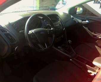 Ford Focus kombi 1.0 ecoboost 8/2016 - 7