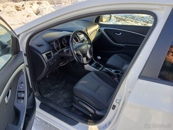 Hyundai i30 1.6crdi 160 000km - 7