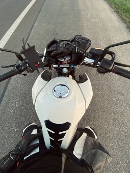 Honda CB125F - 7