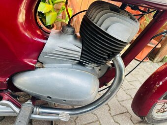 Jawa 250 - 7
