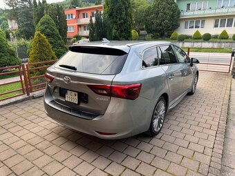 Toyota Avensis Combi 1.8i Valvematic - 7