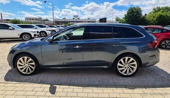 ŠKODA OCTAVIA COMBI 2.0TDI STYLE 4X4 DSG - 7