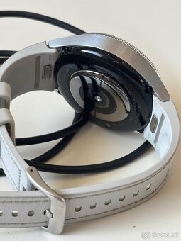 Samsung Galaxy Watch 6 Classic 43mm, Silver & Grey - 7