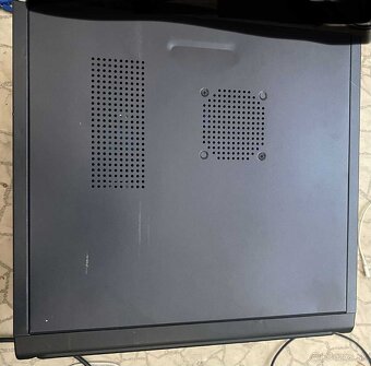 Predám kancelarski pc z win 11 intel pentium 4 gb ram 200gb - 7