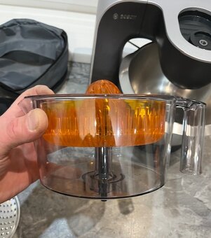 Bosch MUM 58M59 1000w kuchynsky robot - 7