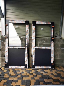 Vchodové plastové dvere - 7