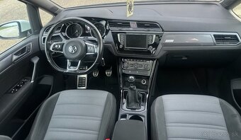 Volkswagen Touran R-line 2.0 CR 110 kW, 1. majiteľ, rok 2017 - 7
