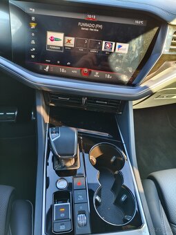 Volkswagen Touareg 3.0 V6 TDI SCR R-Line 4Motion Tiptronic - 7