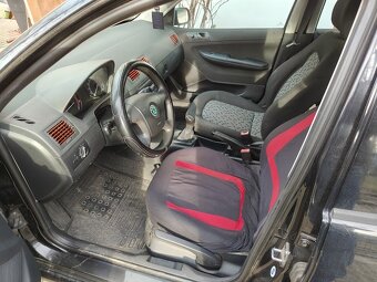 Fabia 2006 1.2 HTP 47 kw/ 55 koní 1000 € - 7