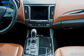 MASERATI LEVANTE - PREDAJ AJ NA SPLÁTKY - 7