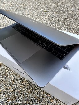 MacBook Pro 13, touch BAR, 500GB SSD - 7