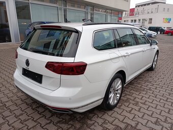 VW Passat B8 GTE Variant 1.4TSI 160kW DSG - záruka Autodraft - 7