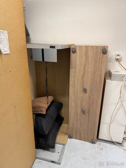 Nábytok rôzneho druhu - 7