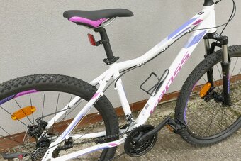 Predám horský bicykel Kross Lea 3.0 17" - 7