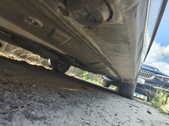 BMW E36 compact 1.8 - 7