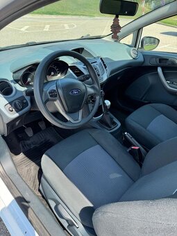 Ford Fiesta - 7