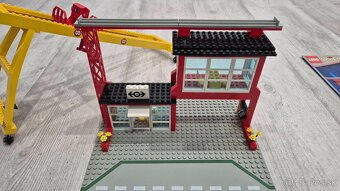 LEGO 4555 9V Train - Cargo Station - 7