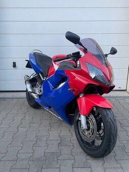 Honda CBR 600F - 7