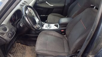 Ford Galaxy 7 miestny - 7