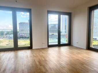 NA PREDAJ 3 IZBOVÝ BYT S BALKÓNOM V PRESTÍŽNOM KOMPLEXE  MET - 7