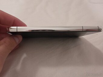 Samsung Galaxy S22 256 GB biely - 7