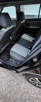 Predám Škodu Fábia 1,2 HTP Benzín 88 000km - 7