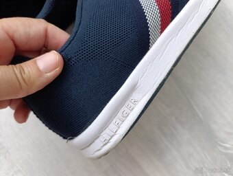 Dámske tenisky Tommy Hilfiger...veľ.42 - 7