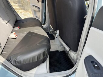 Predám HYUNDAI ACCENT SEDAN 71,3KW Manuál - 7