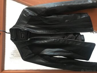 NOVÁ GUESS originál koženkova/damska bundicka S - 7