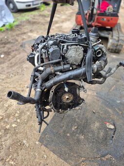 Predám kompletný motor 2.0TDi 81/103/125kw- CBA - kw - 7