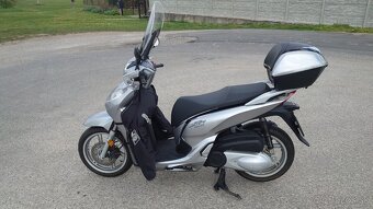 Honda SH300A, r.v. 2017, naj. 7900km - 7