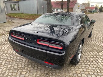 Dodge Challenger 3.6 novy model 2015 r.v - 7