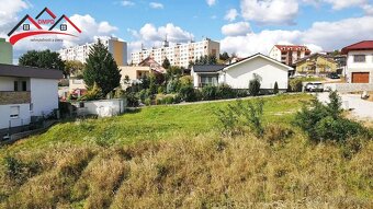 Ponúkame Vám na predaj stavebný pozemok v meste Prievidza. - 7