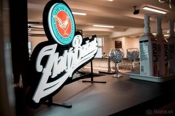 V zabehnutom fitness ponúkame do prenájmu kaviareň. - 7