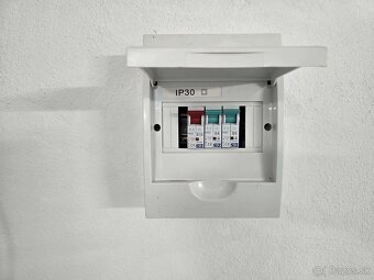 Veľmi pekná garáž s el. / TOP stav /Jakobyho / CENTRUM - 7