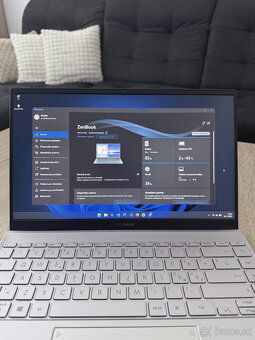 Asus Zenbook 14" UX425 (11th Gen Intel i7) - 7