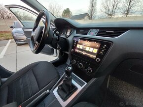 Škoda Octavia Combi 1.6 TDI 115k Ambition plus 11/20218 - 7