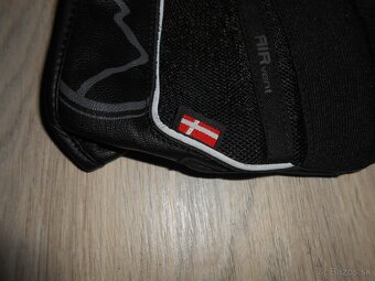 Predam uplne nove moto rukavice DANE o velkosti L - 7