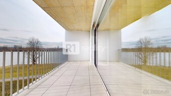 Jedinečný 3 izbový byt 82 m2 + terasa 16,8 m2 + parking v u - 7