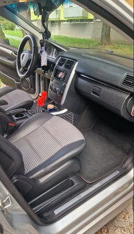 Predám svoje obľúbené auto - 7