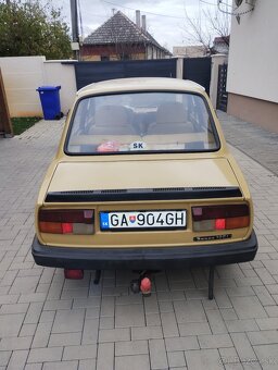 Škoda 120L - 7