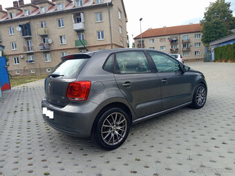 Volkswagen Polo 1,4 16v benzín 63 kw Trend Line - 7