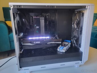 Predám MSI gaming X trio RX6800 - 7