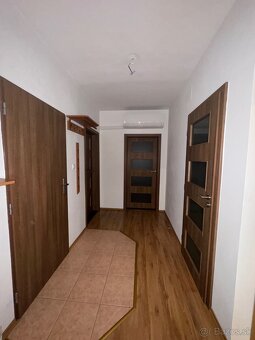 3 izb byt na prenájom v centre mesta - 7