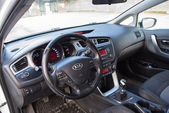 Kia Ceed SW 1.6 GDI - 7