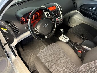 KIA Ceed 1.4 benzín 2008 automat - 7
