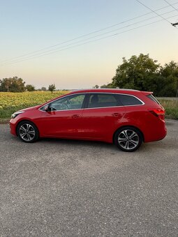 Kia Ceed Combi SW 1.6 CRDI 100Kw GT- LINE - 7