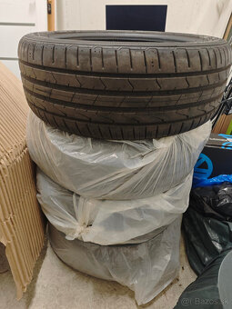 Letné pneu Hankook Ventus Prime 3, 215/45 R18 89V. DOT 1724 - 7